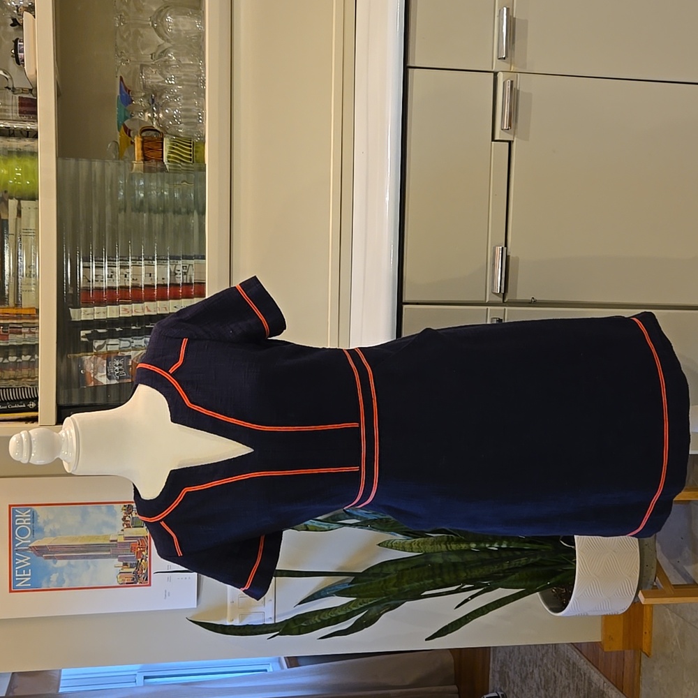 EUC Wms Boden Navy w/Coral Dress Size 4
